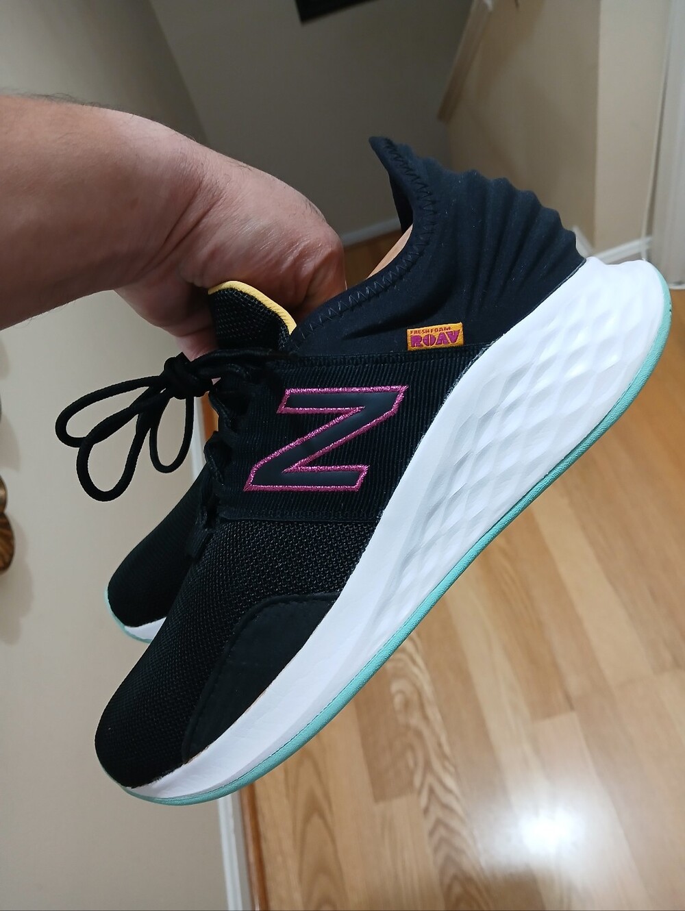 New Balance Fresh Foam Roav Athletic/Lifestyle Comfort Shoes Size 9.5 for Women